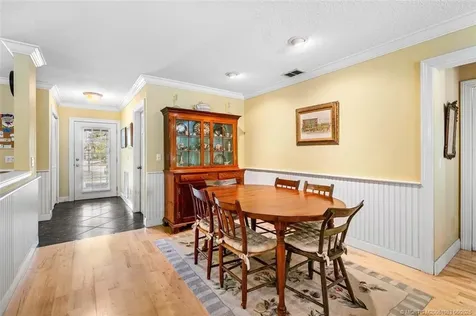 2918 SE Fairway W Stuart FL 34997