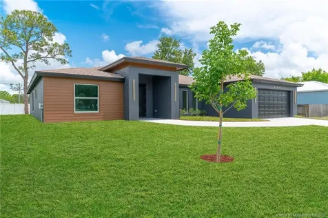 509 SW Nautical Avenue Port St Lucie FL 34984