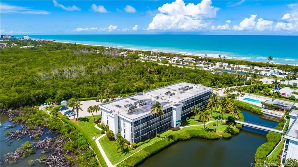 3792 NE Ocean Boulevard Jensen Beach FL 34957