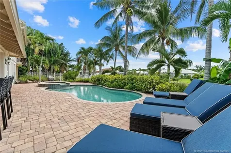 3192 SE Fairway West Stuart FL 34997