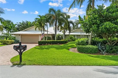 3192 SE Fairway West Stuart FL 34997