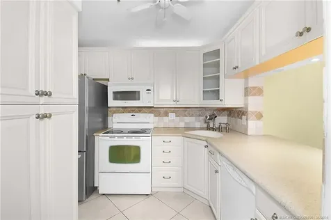 4484 NE Ocean Boulevard Jensen Beach FL 34957