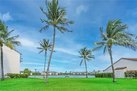 4484 NE Ocean Boulevard Jensen Beach FL 34957