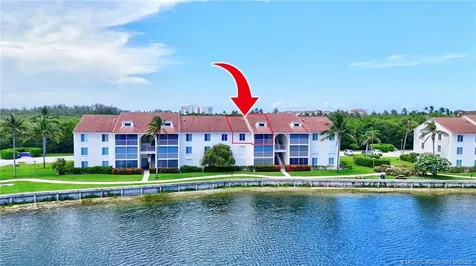 4484 NE Ocean Boulevard Jensen Beach FL 34957