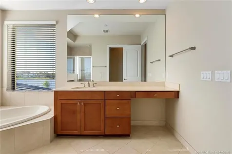 569 SE Fascino Circle Port St Lucie FL 34984