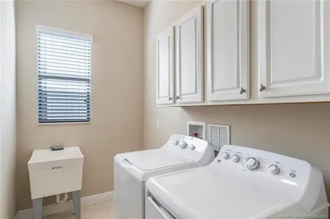 569 SE Fascino Circle Port St Lucie FL 34984