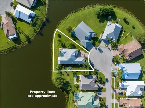 114 NW Rockbridge Court Port St Lucie FL 34986