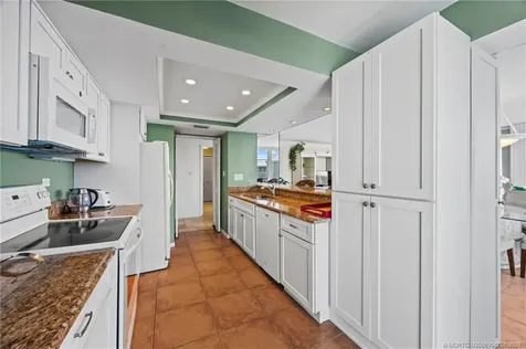 669 NE Plantation Road Stuart FL 34996