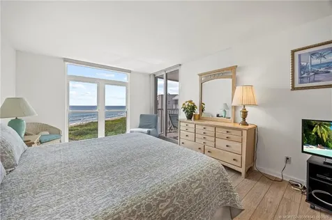 669 NE Plantation Road Stuart FL 34996