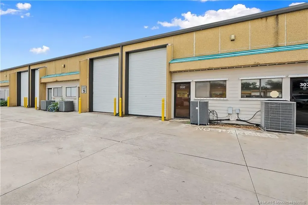 1501 SE Decker Avenue Stuart FL 34994