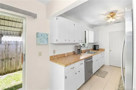 4556 SE Beckett Avenue Stuart FL 34997