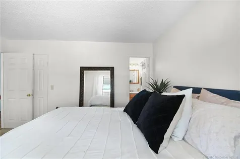 4556 SE Beckett Avenue Stuart FL 34997