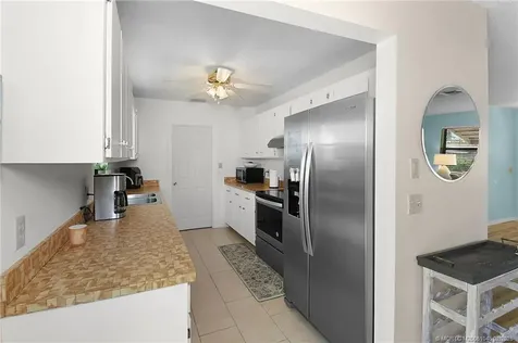 4556 SE Beckett Avenue Stuart FL 34997