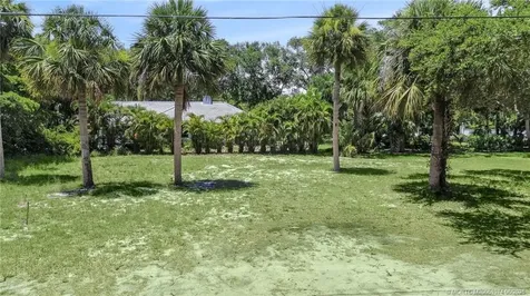 00 Wendy Lane Sewalls Point FL 34996