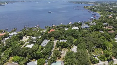 00 Wendy Lane Sewalls Point FL 34996