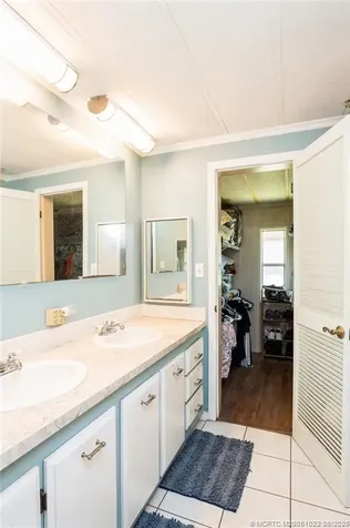 6897 SE Delegate Street Hobe Sound FL 33455