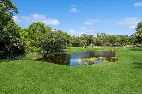 6897 SE Delegate Street Hobe Sound FL 33455