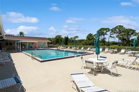 6897 SE Delegate Street Hobe Sound FL 33455