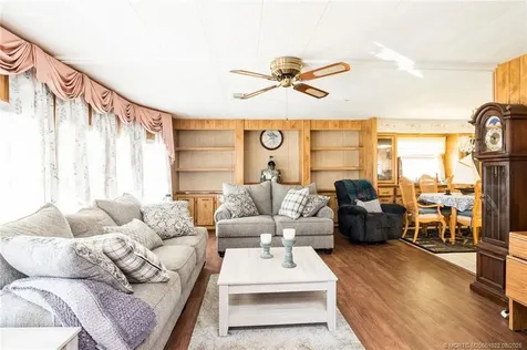 6897 SE Delegate Street Hobe Sound FL 33455