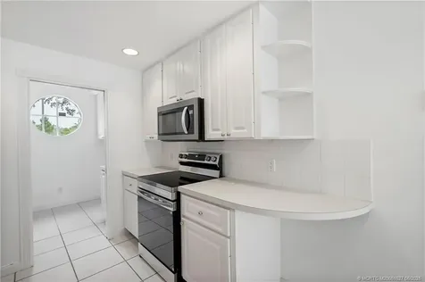 110 Santa Barbara Way Palm Beach Gardens FL 33410