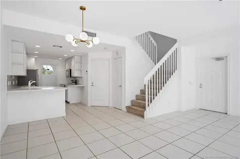 110 Santa Barbara Way Palm Beach Gardens FL 33410