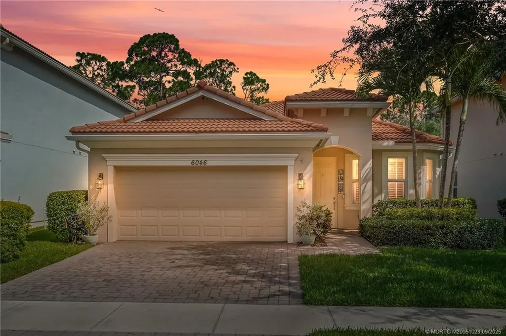 6046 SE Split Oak Trail Hobe Sound FL 33455
