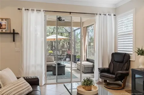 6046 SE Split Oak Trail Hobe Sound FL 33455