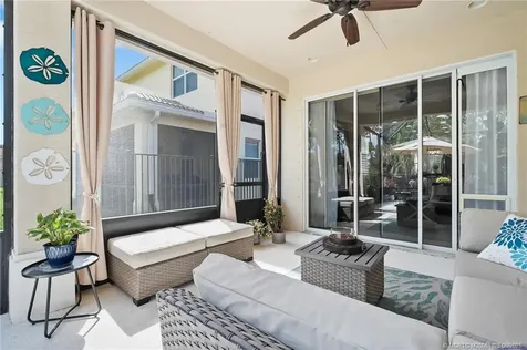 6046 SE Split Oak Trail Hobe Sound FL 33455