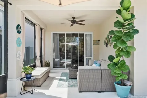 6046 SE Split Oak Trail Hobe Sound FL 33455