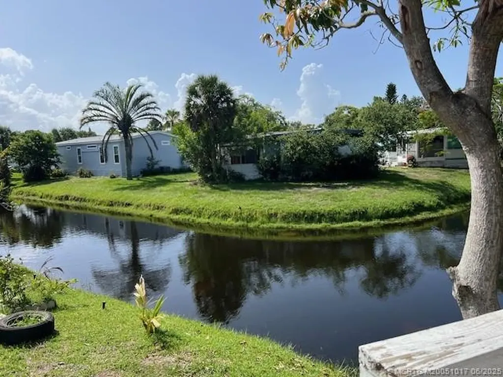 2555 Pga Boulevard Palm Beach Gardens FL 33410