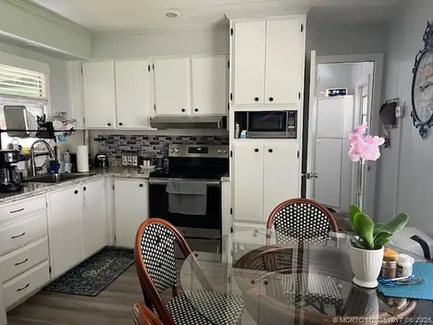 2555 Pga Boulevard Palm Beach Gardens FL 33410