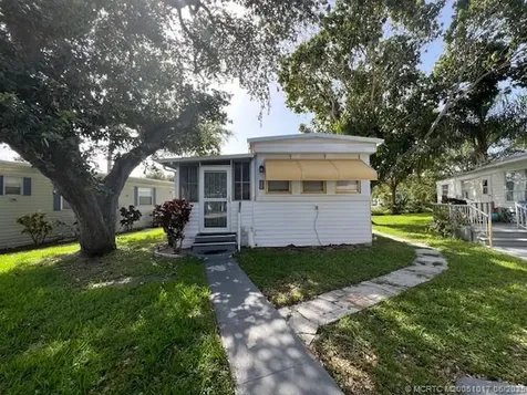 2555 Pga Boulevard Palm Beach Gardens FL 33410