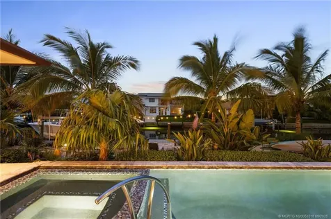 9335 SE Delafield Street Hobe Sound FL 33455