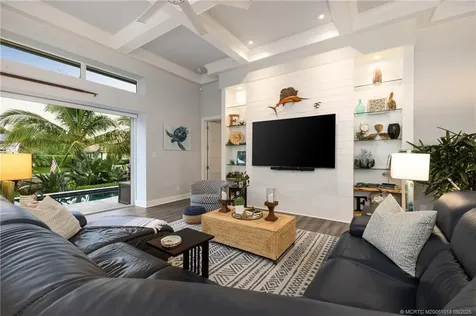 9335 SE Delafield Street Hobe Sound FL 33455