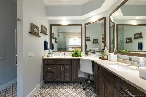 9335 SE Delafield Street Hobe Sound FL 33455