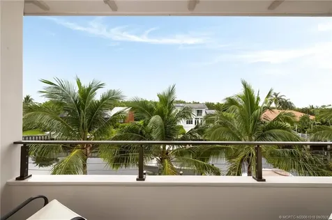 9335 SE Delafield Street Hobe Sound FL 33455