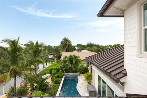 9335 SE Delafield Street Hobe Sound FL 33455