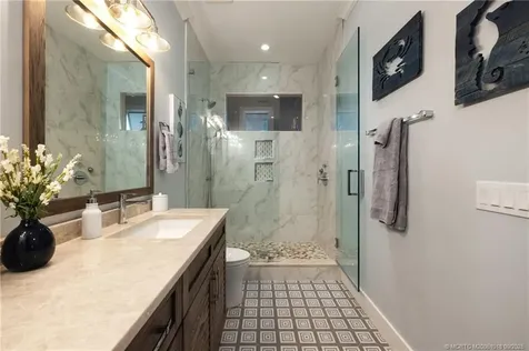 9335 SE Delafield Street Hobe Sound FL 33455