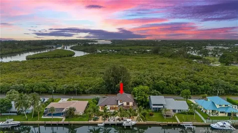 9335 SE Delafield Street Hobe Sound FL 33455