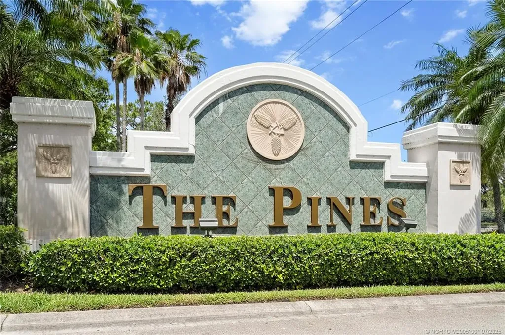 2270 NW Windemere Drive Jensen Beach FL 34957