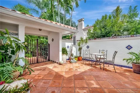 221 SE Coconut Avenue Stuart FL 34996