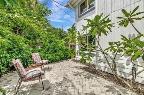 221 SE Coconut Avenue Stuart FL 34996