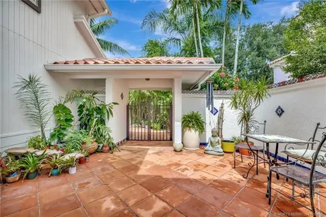 221 SE Coconut Avenue Stuart FL 34996