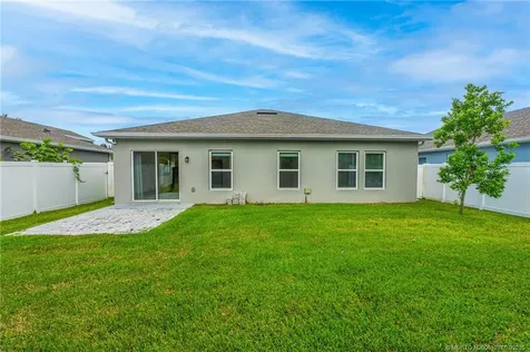 3639 Sapphire Hollow Way Fort Pierce FL 34981