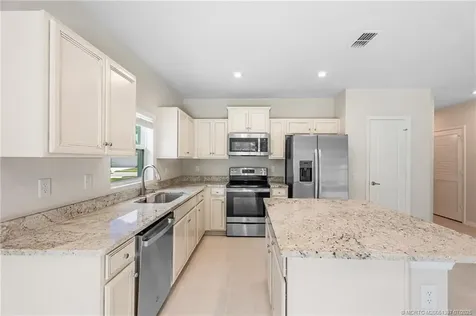 3639 Sapphire Hollow Way Fort Pierce FL 34981