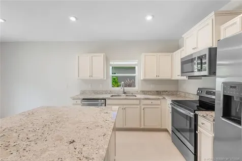 3639 Sapphire Hollow Way Fort Pierce FL 34981