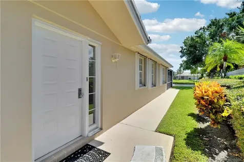 1260 NW Bentley Circle Port St Lucie FL 34986