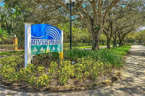 5702 SE Riverboat Drive Stuart FL 34997