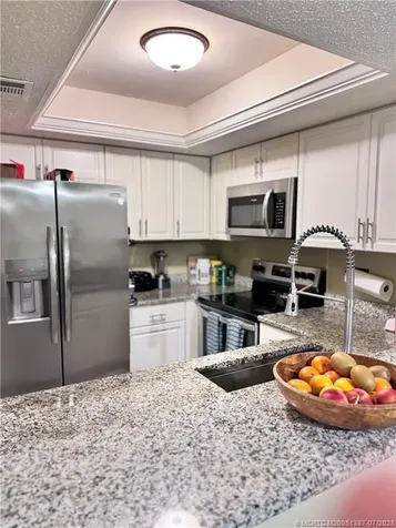 1537 SE Royal Green Circle Port St Lucie FL 34952