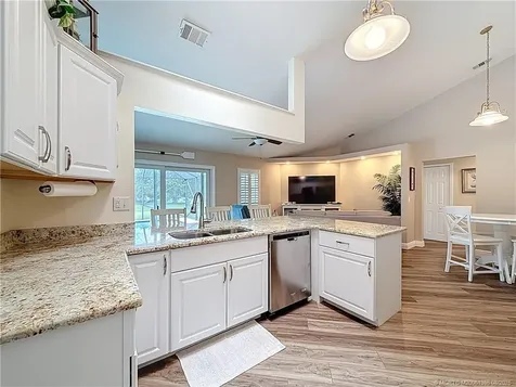 2082 SE Pyramid Road Port St Lucie FL 34952